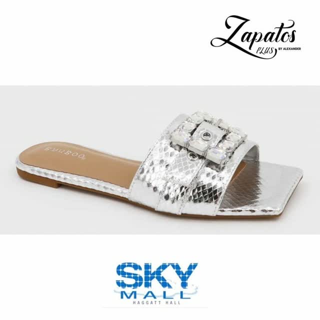 Cute and Classy Push-in Slipper – $55 (Silver & Gold)