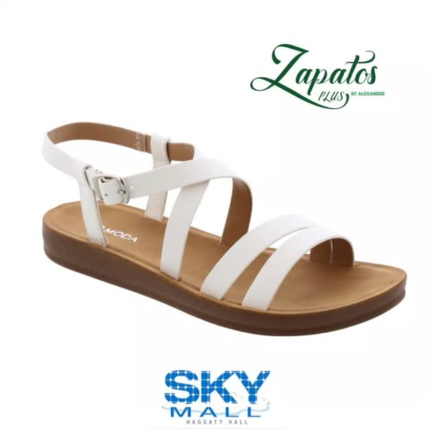 Comfy Ladies Sandals – $65 at Zapatos Plus
