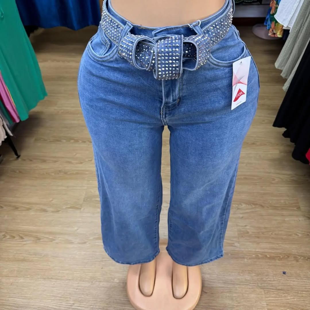 Ladies Wide Leg Jeans – $70 at Fusionz Boutique