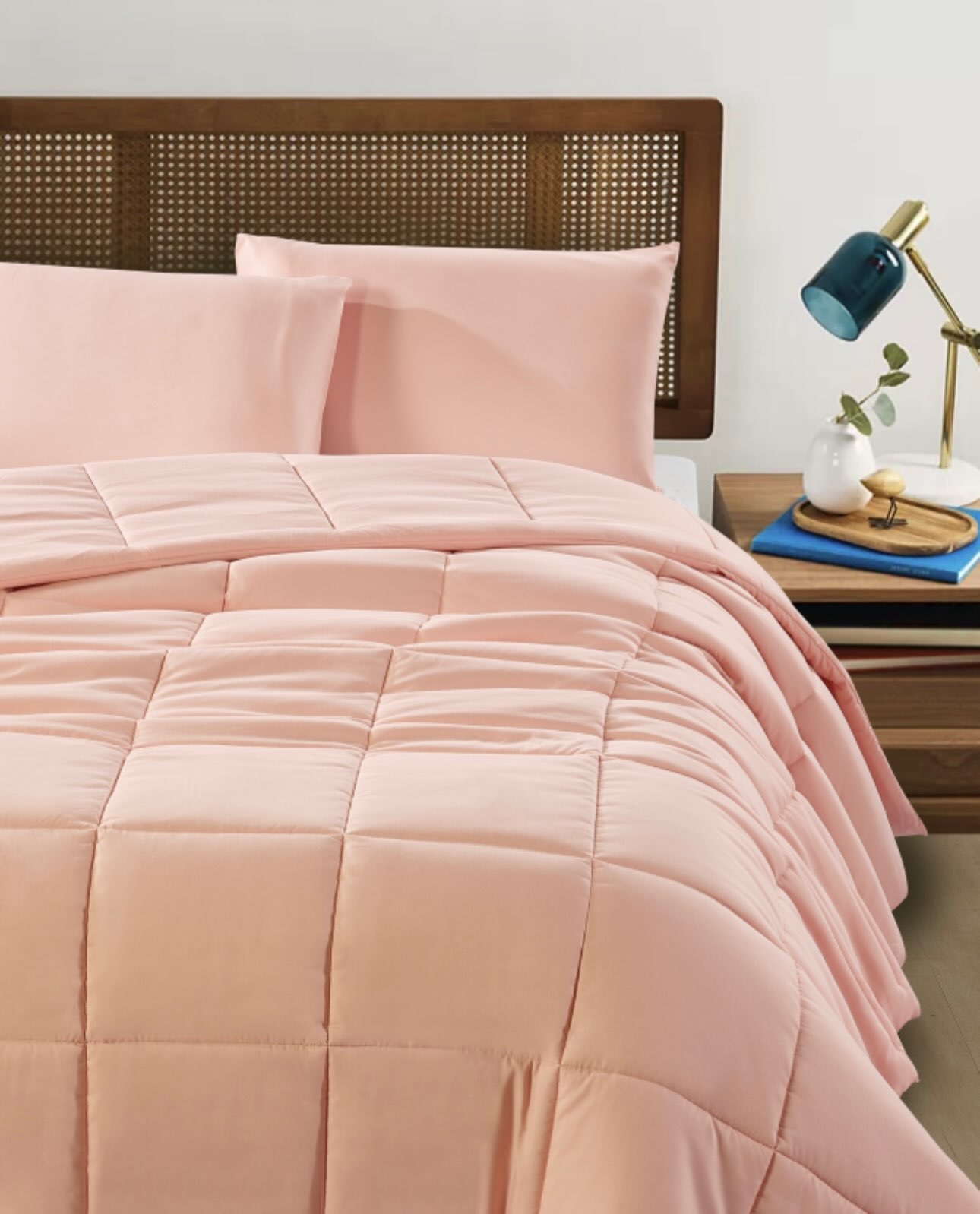 3pc Queen Solid Microfibre Comforter Set – $80.00