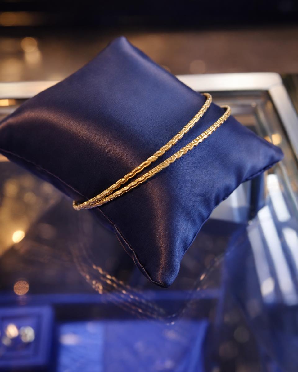 8.5g 10KT Gold Bangles - Save $900 Instantly at CashWiz Warrens