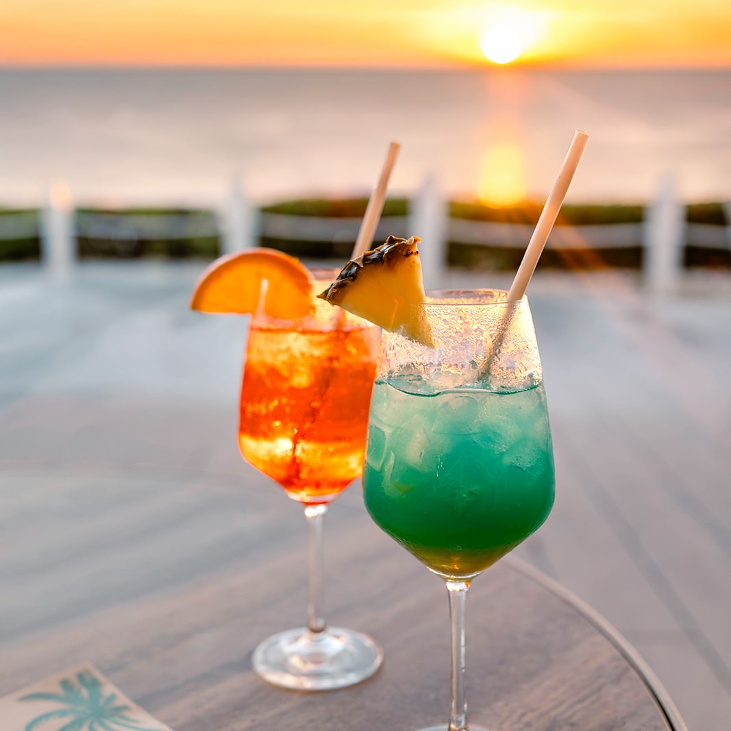 Happy Hour at Taboras Bar – 50% Off Select Beverages Daily