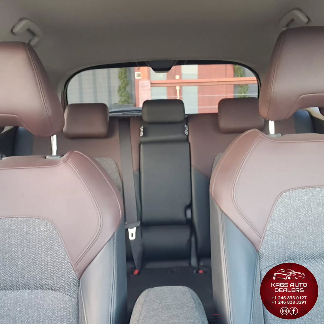 2024 Nissan Note Aura e-POWER – $703/month | $54,500 with 100% Financing