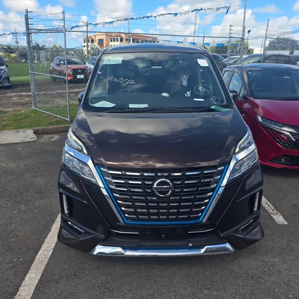 2022 Nissan Serena Hybrid – $61,500 with 100% Financing Available