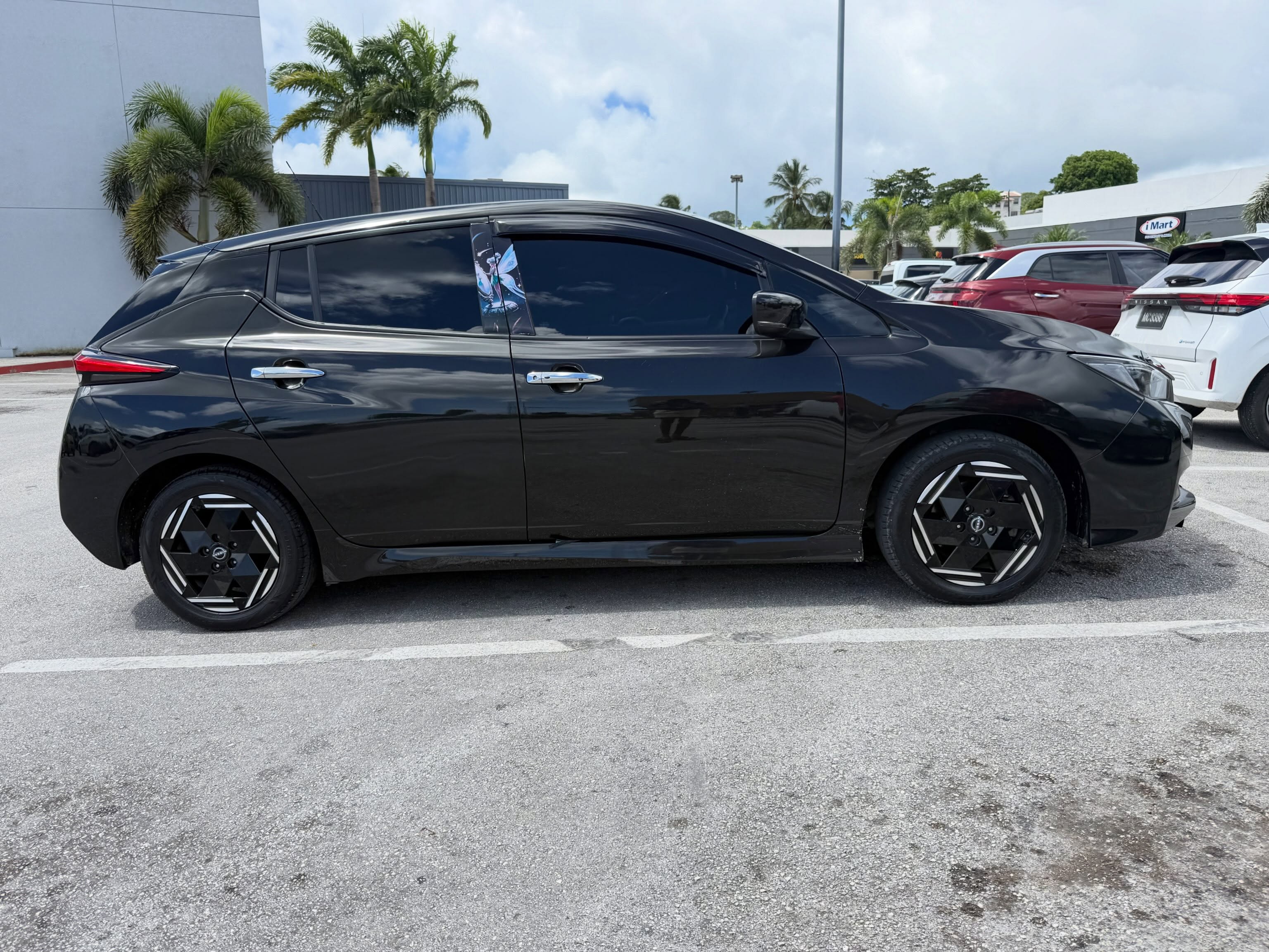 2023 Nissan Leaf Fully Electric – $50,000 ONO | Cash 4 Cars Barbados
