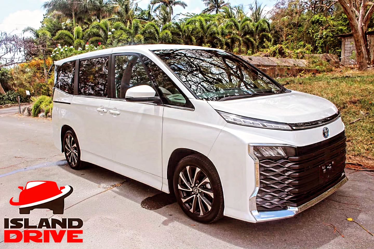 2025 Toyota Voxy Hybrid Fully Loaded – $109,500 with No Downpayment & 100% Financing
