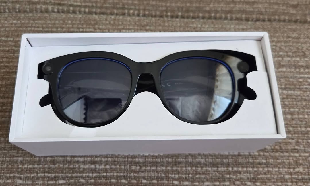 AI Smart Glasses for Sale – $200 BBD