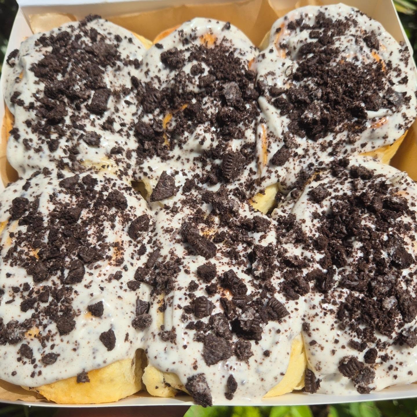 Oreo Cinnamon Rolls Box – Limited Time Offer at $48