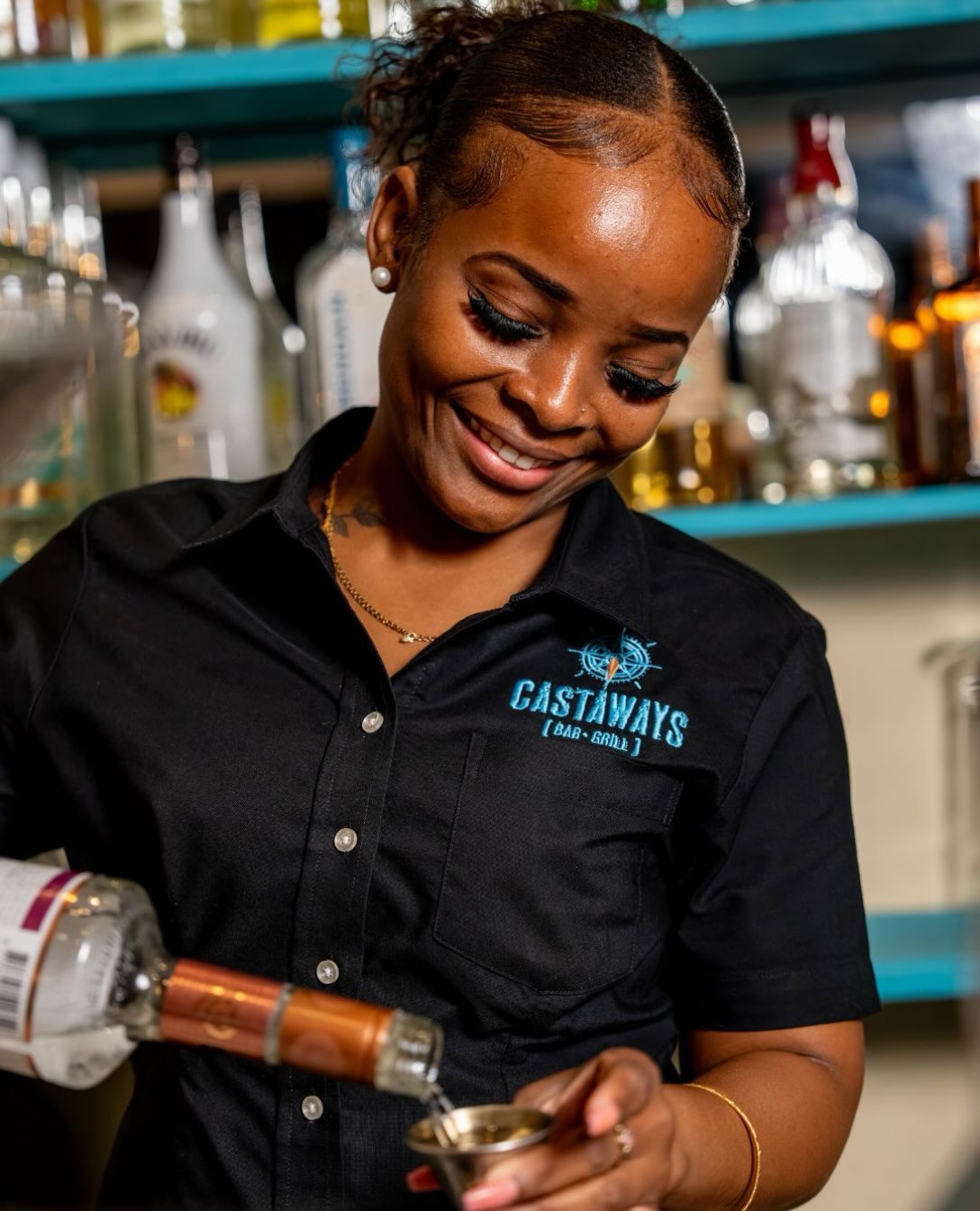 Castaways Happy Hour – 5PM to 6PM Daily