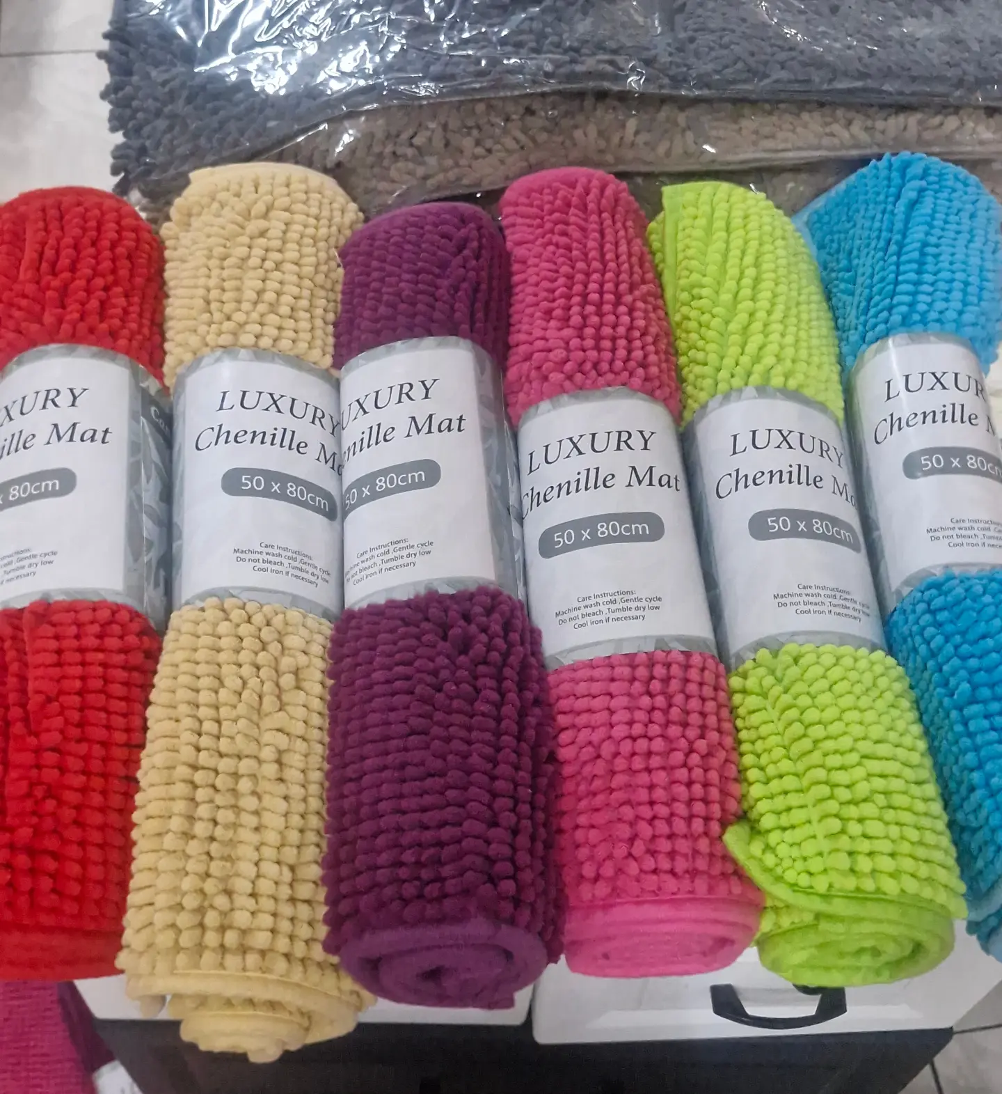 Luxury Chenille Mats (50 x 80cm) – $20 each