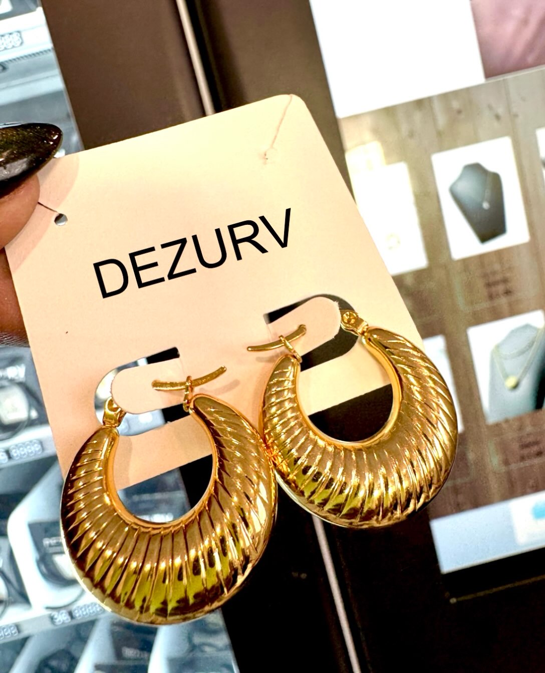 DeZurv