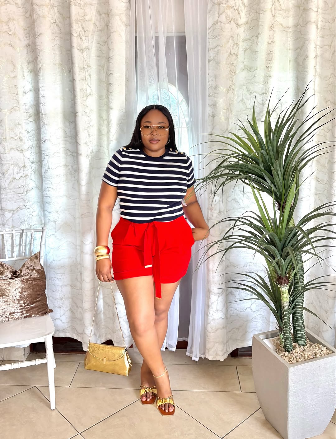KCs Kloset: Sailor Top, Red Shorts, Gold Bag & Retro Sunnies