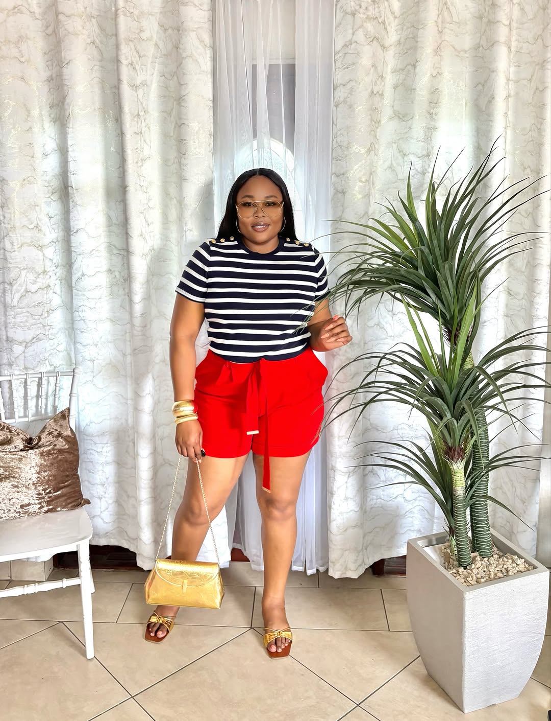 KCs Kloset: Sailor Top, Red Shorts, Gold Bag & Retro Sunnies