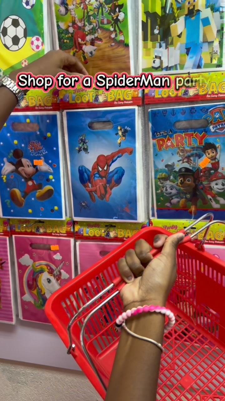 SpiderMan Themed Party Supplies – Loot Bags, Banners, Balloons & More