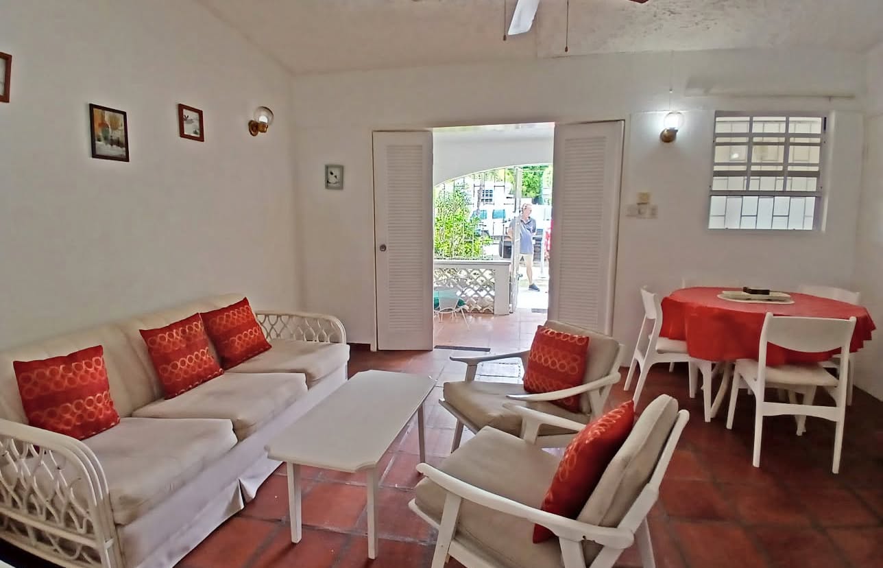 Furnished 1-Bedroom Apartment for Rent in Sunset Crest, St. James – $1,000 USD/Month