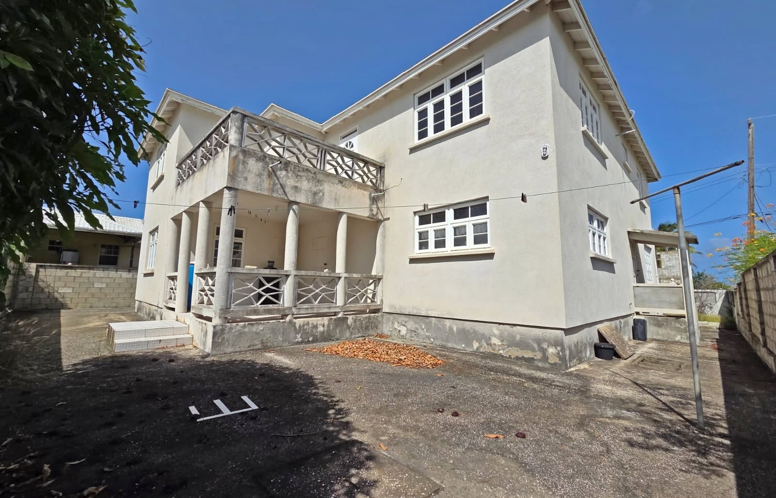6-Bedroom Home for Sale in Castle Terrace, St. Philip – $362,500 USD