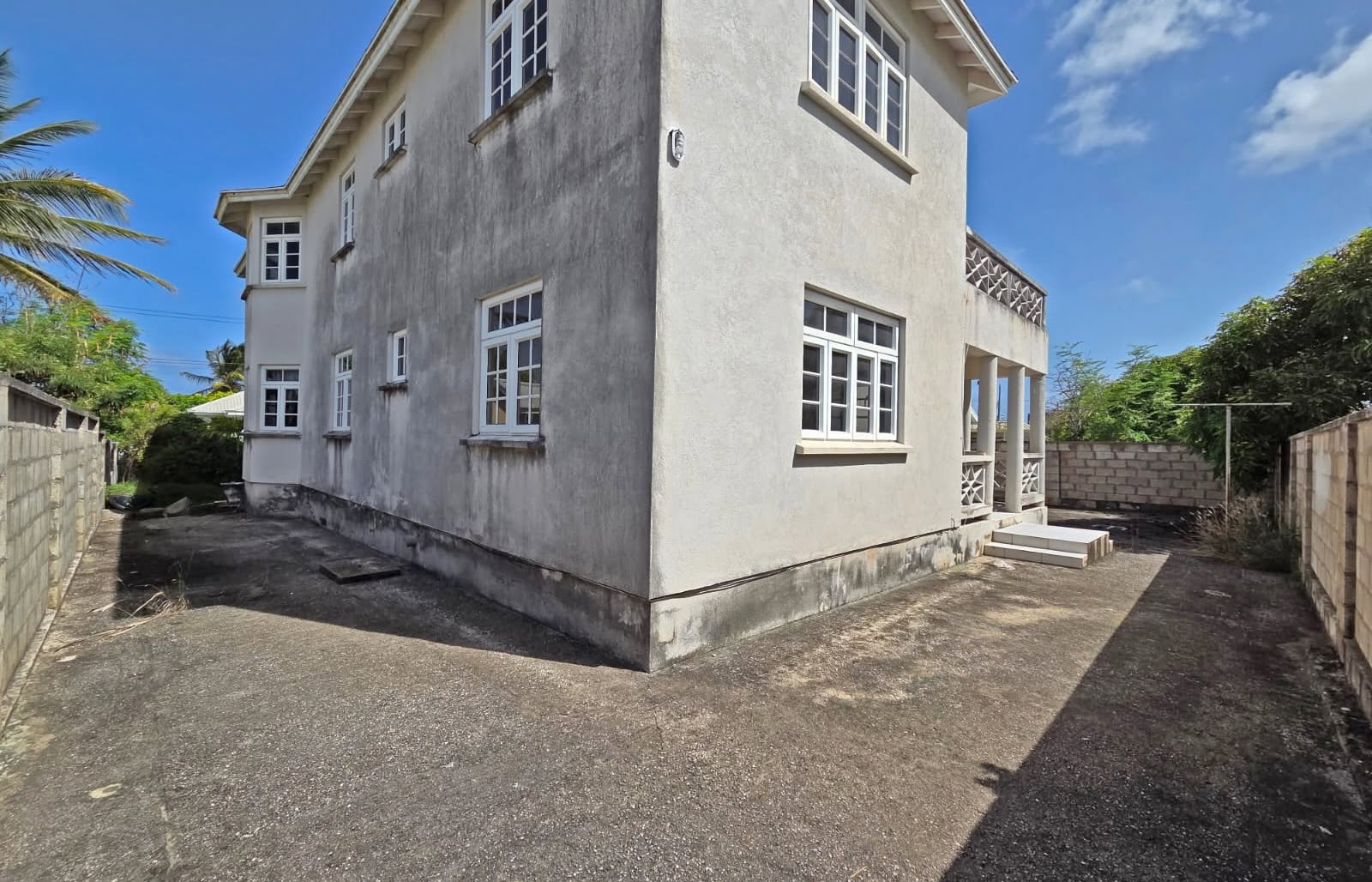 6-Bedroom Home for Sale in Castle Terrace, St. Philip – $362,500 USD